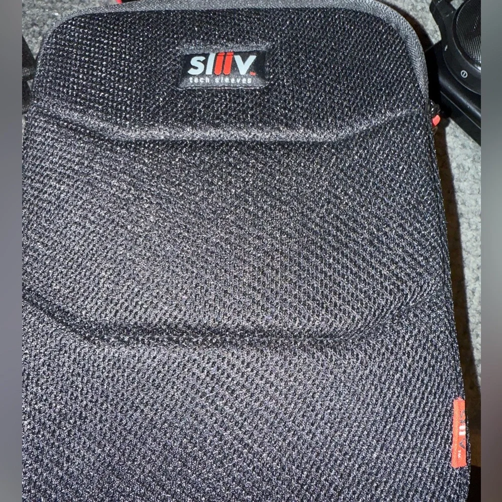 Apple iPad (10th Generation): with A14 Bionic chip, 10.9-inch Adult Owned EUC